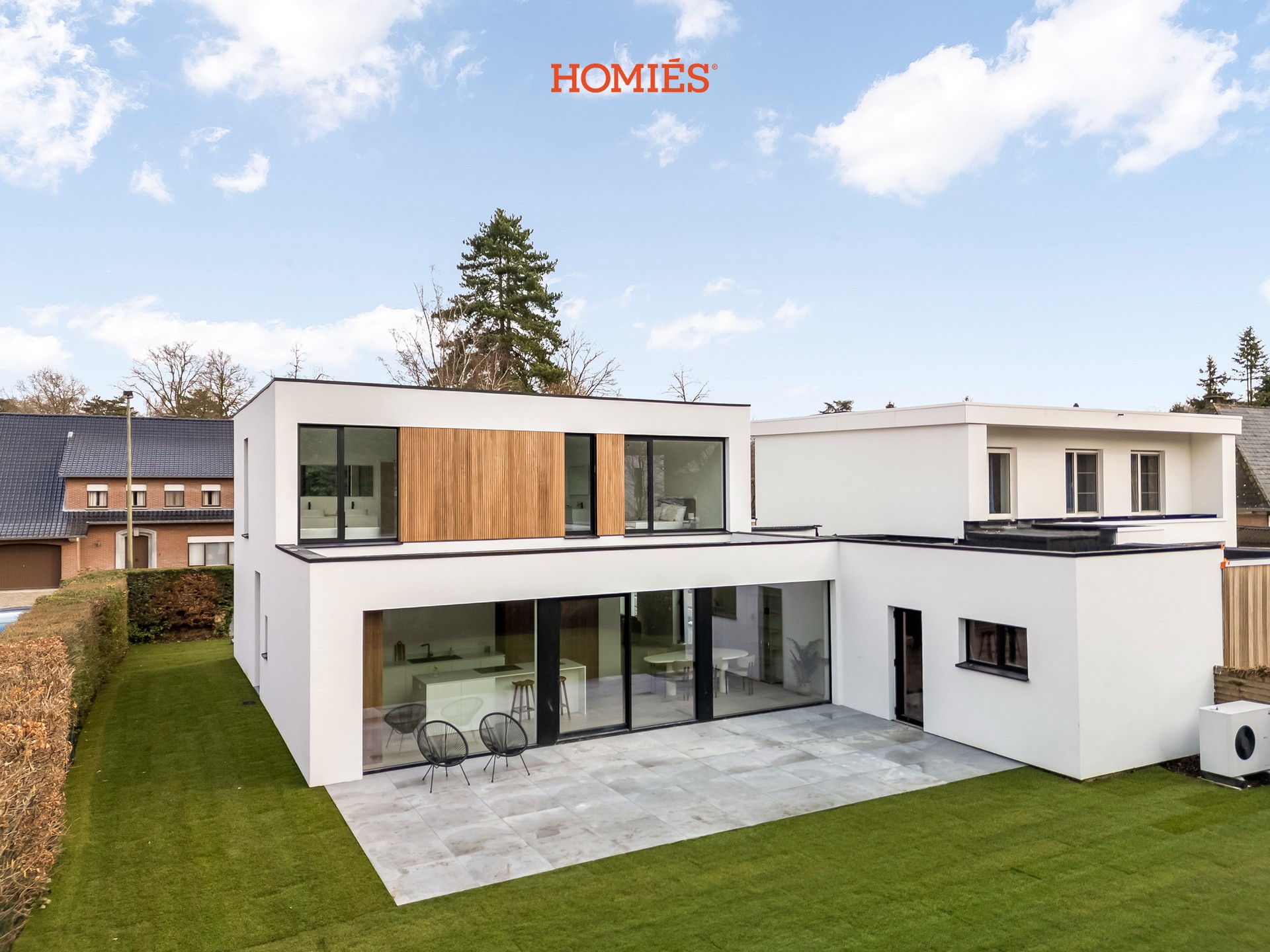 Vernieuwde energiezuinige villa op absolute toplocatie!