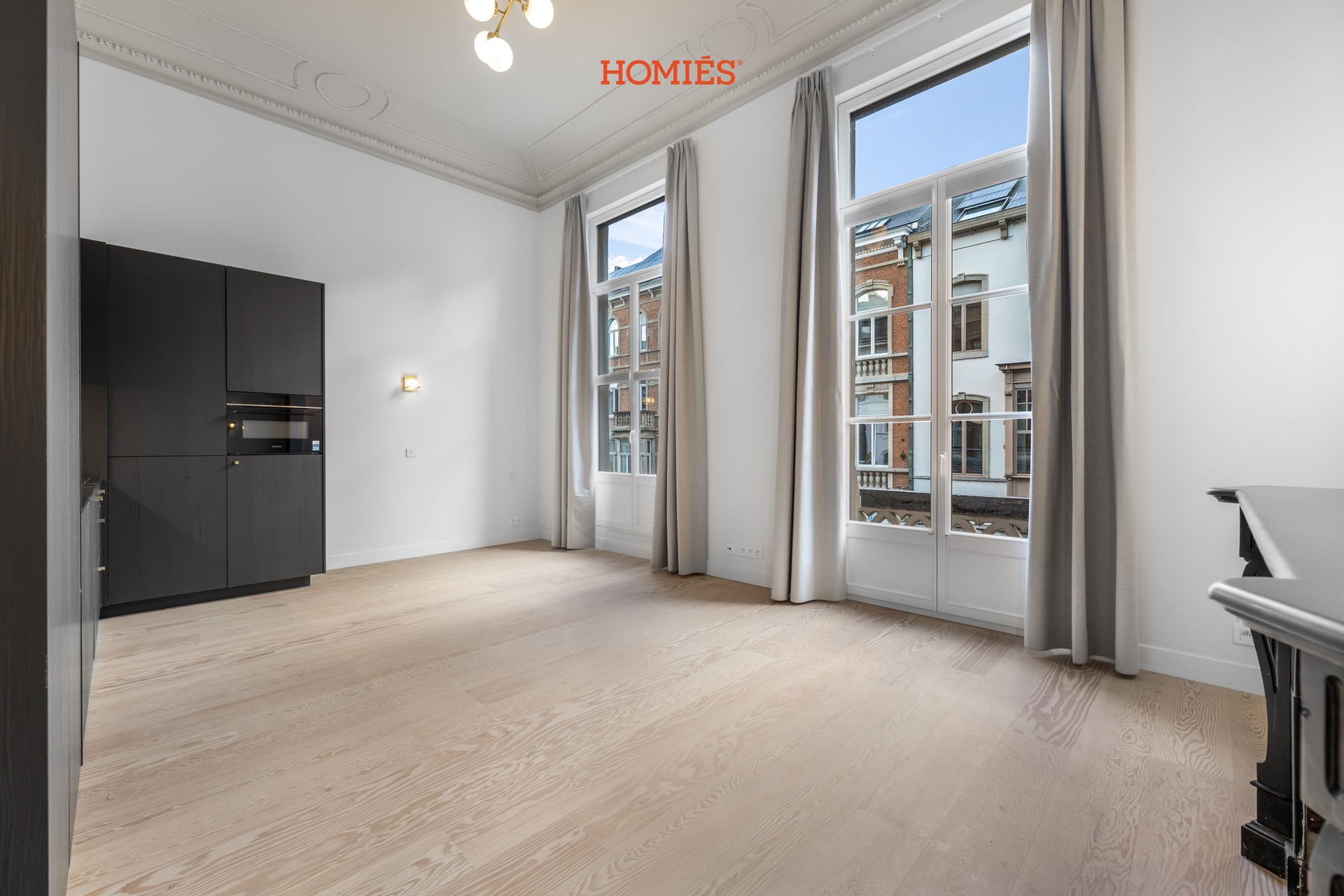 Exclusieve studio met balkon op Bondgenotenlaan