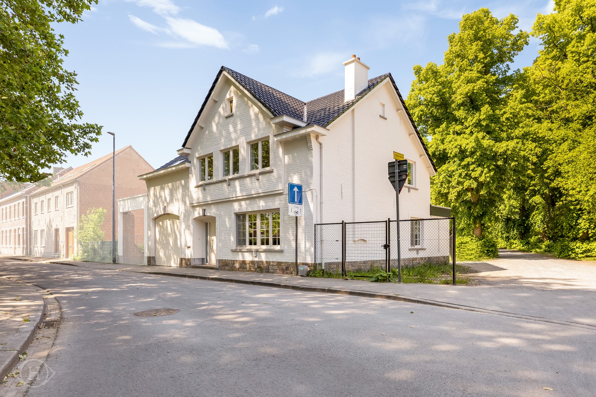 Karaktervolle gerenoveerde woning met 4 slaapkamers